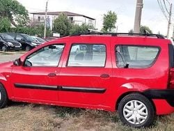 Rosu Utilizat 2008 Dacia Logan MCV Break | 2.450 EUR (Preț OK)