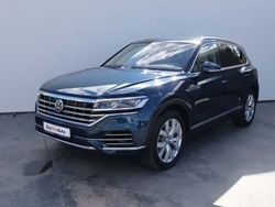 Albastru inchis metalic perleffect Utilizat 2019 VW Touareg Elegance SUV | 41.900 EUR (Puțin scump)
