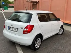 Utilizat 2011 Skoda Fabia Berlinǎ | 2.100 EUR (Super Preț)
