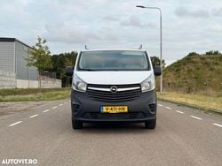 Culoarealb Utilizat 2017 Opel Vivaro Van | 11.000 EUR (Super Preț)