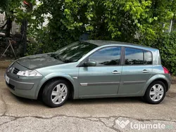 Verde Utilizat 2005 Renault Mégane II Hatchback | 1.890 EUR (Puțin scump)