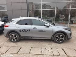 Gri Utilizat 2023 Kia XCeed Vision SUV | 29.990 EUR (Scump)