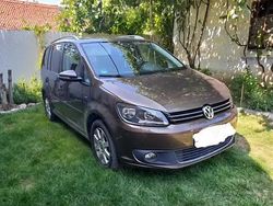 Utilizat 2015 VW Touran Monovolum | 8.700 EUR (Super Preț)