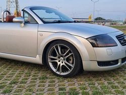 Argint Utilizat 2000 Audi TT Roadster Sport Cabrio | 6.800 EUR