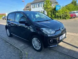 Utilizat 2015 VW up! Hatchback | 6.390 EUR