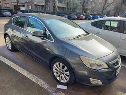 Gri Utilizat 2010 Opel Astra Hatchback | 4.750 EUR (Preț OK)