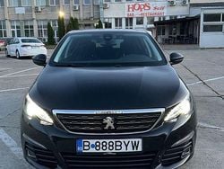 Culoarenegru Utilizat 2018 Peugeot 308 Allure Hatchback | 10.500 EUR (Puțin scump)
