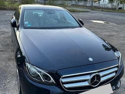 Culoarealbastru Utilizat 2016 Mercedes E400 Avantgarde Hatchback | 26.000 EUR (Preț OK)