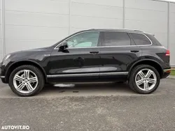 Negru Utilizat 2015 VW Touareg SUV | 15.500 EUR