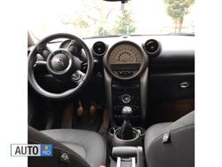 Albastru Utilizat 2010 Mini Cooper Hatchback | 8.100 EUR (Super Preț)