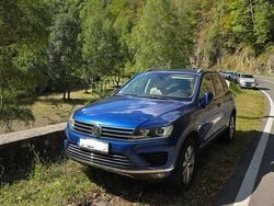 Culoarealbastru Utilizat 2015 VW Touareg Supreme SUV | 21.000 EUR (Preț OK)
