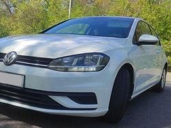 Alb Utilizat 2017 VW Golf VII Trendline Hatchback | 8.700 EUR (Preț bun)