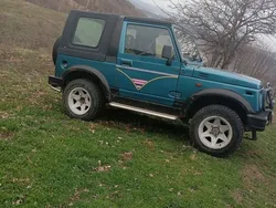 Suzuki Samurai