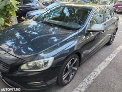 Culoaregri Utilizat 2014 Volvo S60 R-Design Berlinǎ | 9.000 EUR (Scump)