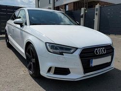 Alb Utilizat 2018 Audi A3 Sport Berlinǎ | 13.140 EUR (Preț OK)