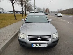 Utilizat 2004 VW Passat Berlinǎ | 2.500 EUR (Puțin scump)