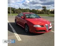 Rosu Utilizat 2005 Alfa Romeo GT Coupe | 3.500 EUR
