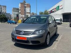 Bej Utilizat 2005 VW Golf V Hatchback | 3.650 EUR (Puțin scump)