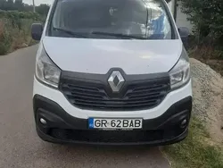 Alb Utilizat 2015 Renault Trafic Van | 10.000 EUR (Preț OK)