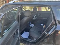 Utilizat 2013 Skoda Fabia Hatchback | 4.500 EUR (Scump)