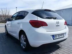 Utilizat 2014 Opel Astra Hatchback | 4.990 EUR (Preț OK)