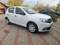 Alb Utilizat 2019 Dacia Sandero Hatchback | 4.850 EUR (Preț bun)