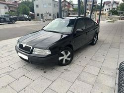 Utilizat 2010 Skoda Octavia Hatchback | 3.150 EUR (Super Preț)