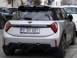 Utilizat 2024 Mini Cooper S Hatchback | 34.000 EUR (Scump)