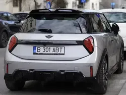 Utilizat 2024 Mini Cooper S Hatchback | 34.000 EUR