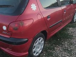 Utilizat 2008 Peugeot 206 Berlinǎ | 5.500 EUR