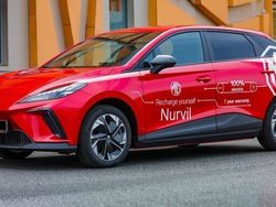 Rosu Utilizat 2023 MG MG4 EV Hatchback | 27.454 EUR (Preț OK)