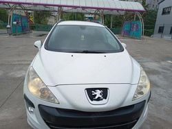 Utilizat 2010 Peugeot 308 Hatchback | 3.200 EUR (Preț OK)