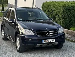 Albastru Utilizat 2007 Mercedes ML320 SUV | 6.000 EUR (Preț bun)