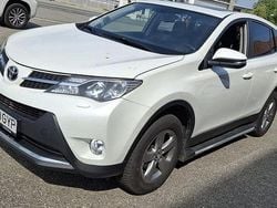 Culoarealb Utilizat 2016 Toyota RAV4 Multidrive S SUV | 12.999 EUR (Super Preț)