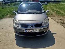 Gri Utilizat 2007 Renault Scénic II Monovolum | 1.800 EUR