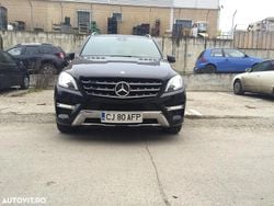 Culoarenegru Utilizat 2012 Mercedes ML350 Edition 1 SUV | 12.250 EUR (Preț bun)