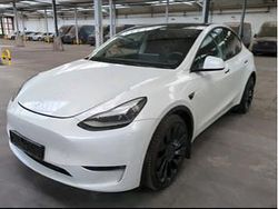 Utilizat 2022 Tesla Model Y Performance SUV | 37.000 EUR (Puțin scump)