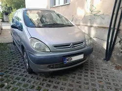 Gri Utilizat 2001 Citroën Xsara Picasso Monovolum | 5.000 EUR