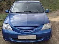 Utilizat 2005 Dacia Logan Berlinǎ | 3.500 EUR