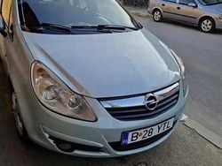 Utilizat 2009 Opel Corsa Berlinǎ | 1.750 EUR