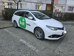 Utilizat 2019 Toyota Auris Hybrid Break | 10.000 EUR (Puțin scump)
