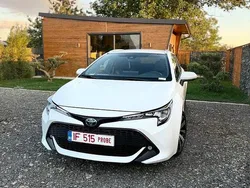 Culoarealb Utilizat 2022 Toyota Corolla Business Edition Break | 17.200 EUR (Preț bun)