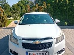 Culoarealb Utilizat 2010 Chevrolet Cruze Berlinǎ | 3.600 EUR (Preț OK)