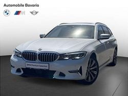 Mineral white metallic metalizat Utilizat 2022 BMW 320 Comfort Edition | 28.411 EUR (Puțin scump)