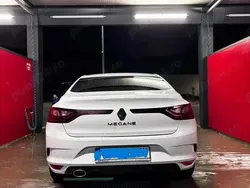 Utilizat 2020 Renault Mégane IV | 14.650 EUR (Scump)