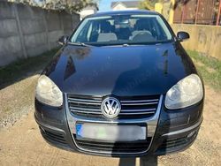 Albastru Utilizat 2008 VW Jetta Comfortline Berlinǎ | 3.200 EUR (Preț OK)