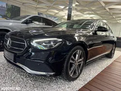 Culoarenegru Utilizat 2023 Mercedes E220 Avantgarde Berlinǎ | 36.000 EUR