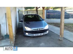 Gri Utilizat 2003 Peugeot 206 Berlinǎ | 550 EUR