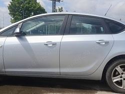 Gri Utilizat 2015 Opel Astra Berlinǎ | 6.500 EUR