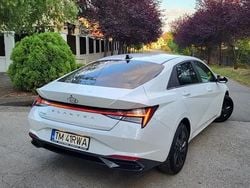 Alb Utilizat 2022 Hyundai Elantra Berlinǎ | 13.500 EUR (Preț OK)
